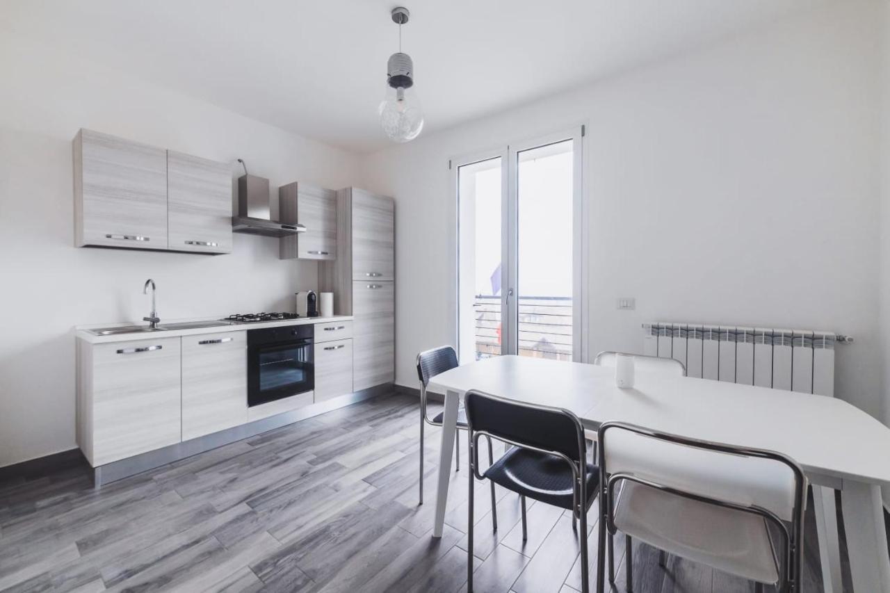 Casa Charlie Apartment Arcisate ภายนอก รูปภาพ