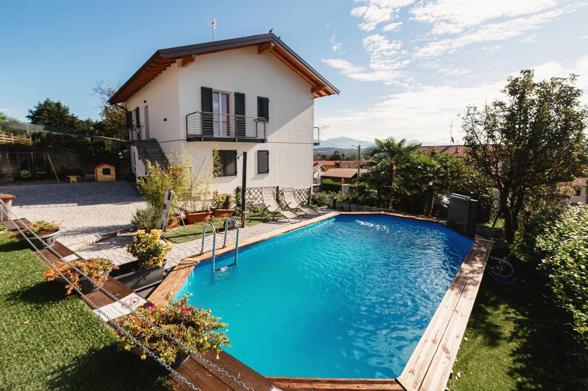 Casa Charlie Apartment Arcisate ภายนอก รูปภาพ