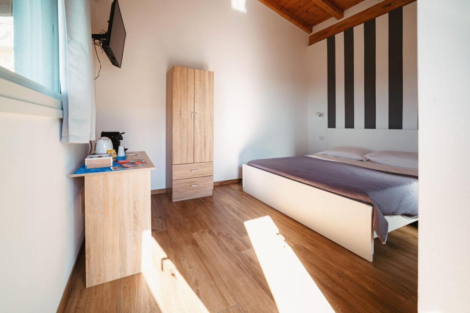 Casa Charlie Apartment Arcisate ภายนอก รูปภาพ